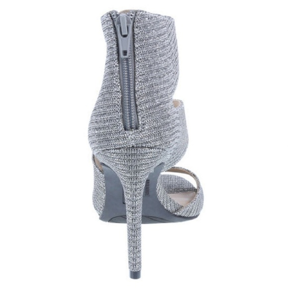 Sparky Silver Christian Siriano Heels NWT 9 & 9.5 - Picture 6 of 7